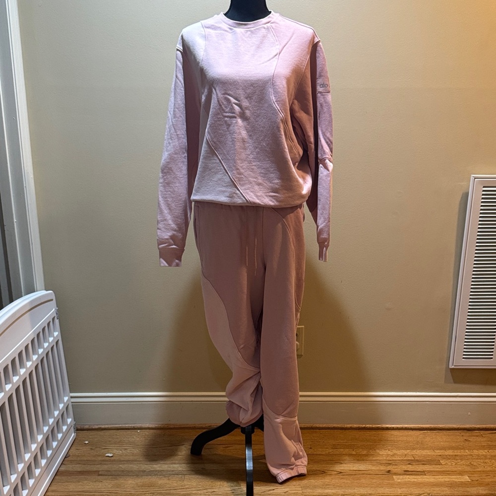 ALO Yoga Pink Track Pants & Joggers Set